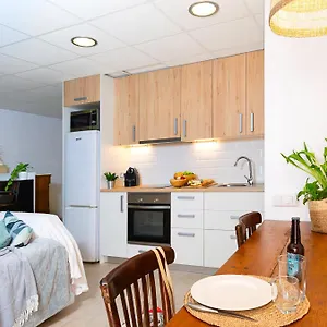 La Flama Del Ter, Un Loft Precios Amb Pati Privat I Estufa De Flames Apartamento